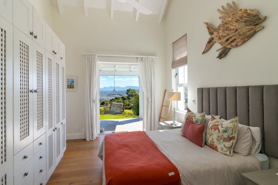 5 Bedroom Property for Sale in Pezula Golf Estate Western Cape